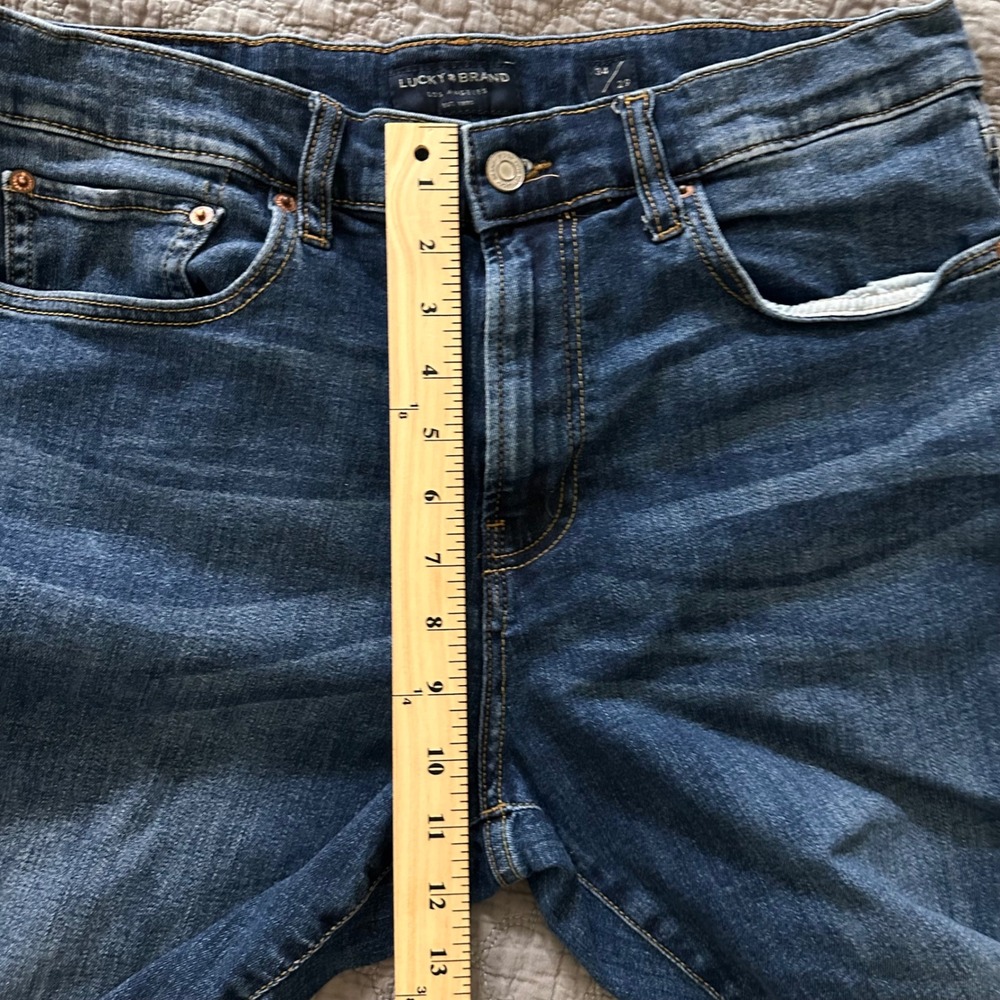 Lucky Brand 410 Athletic Straight Jeans Mens 34x29 Dark Wash Blue Denim Stretch - Picture 4 of 12